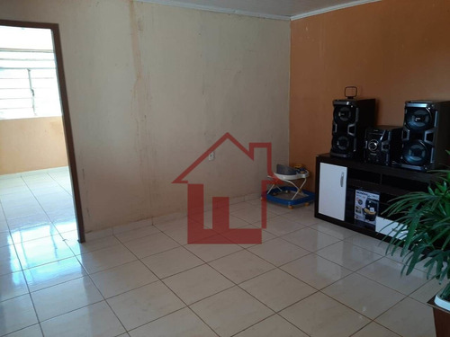 Casa À Venda No Bairro São Lucas - Volta Redonda/rj - C1736