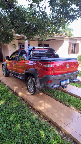 Fiat Strada 1.8 16v Adventure Cab. Dupla Flex 3p