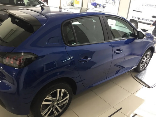 Peugeot 208 Feline Tiptronic