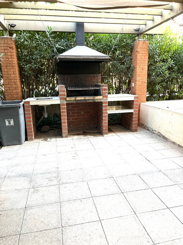 Edificio Tranquilo, Lejos De Calle, Buena Conectividad