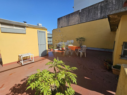 Venta Ph 5 Ambientes Con Entrada Ind. Y Terraza Propia En Colegiales - Apto Crédito Y Sin Expensas .