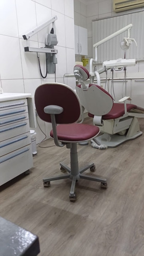 Estou Alugando Consultório Odontológico E Estética Em Moema Próximo A Estação Do Metro Eucaliptos Próximo Ao Shopping Ibirapuera.