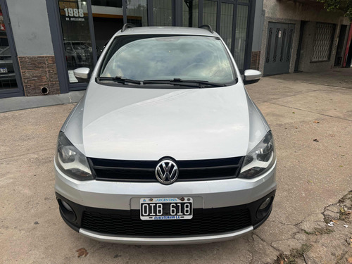 Volkswagen Suran Cross 1.6 Highline 101cv