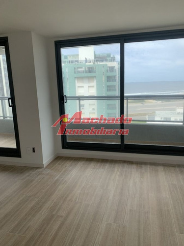 Imagen 4 de 12 de Venta De Apartamento De Dos Dormitorios En Punta Del Este