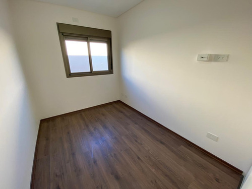 Imagen 20 de 27 de Casa - Villa Ballester