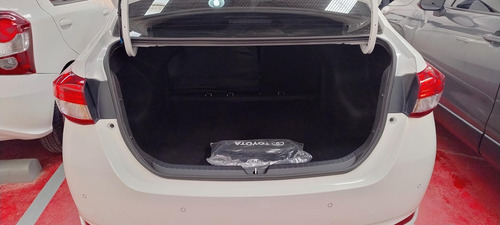 Toyota Yaris 1.5 107cv Xls Sedan