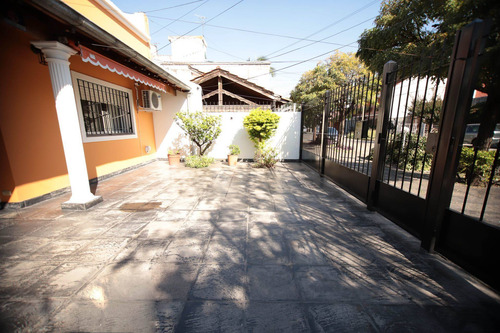 Venta Ph 3 Ambientes En Caseros. (acepta Permuta).