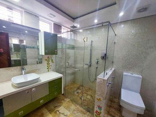 Imagen 11 de 19 de Belkliag/ Alquila Lujosa Casa Amoblada En Guataparo Valencia (jplz)