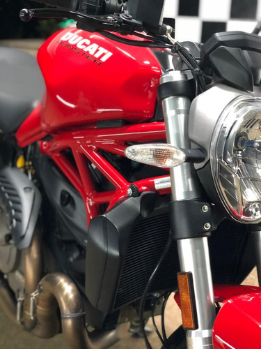 Ducati Monster 821