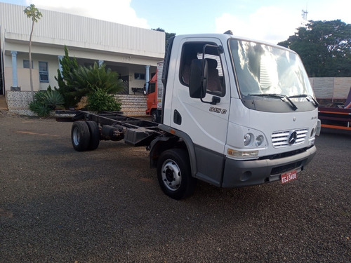 Imagem 5 de 12 de M.b 915c Accelo