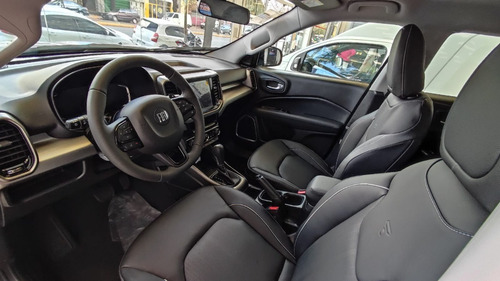 Imagen 22 de 25 de Fiat Toro Freedom 4x4 At9 0km Entrega Inmediata 2022 0km