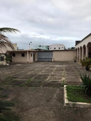 Casa No Bairro Jd Umuarama Itanhaém Lado Serra À 600m Do Mar