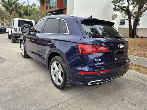 Audi Q5 2.0 L T S Line Dsg