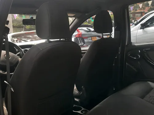 Renault Duster Oroch 2.0 Intens