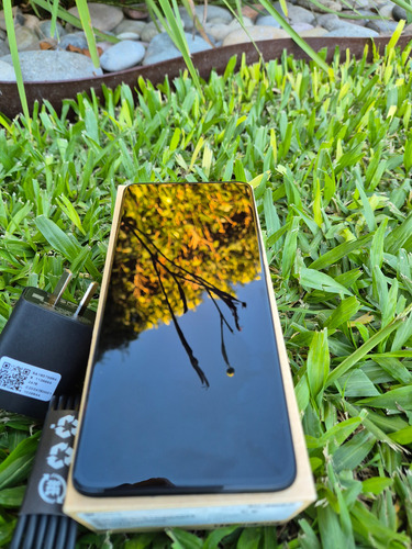 Motorola Edge 30 128gb Azul - (usado Como Nuevo) Azul (Usado)