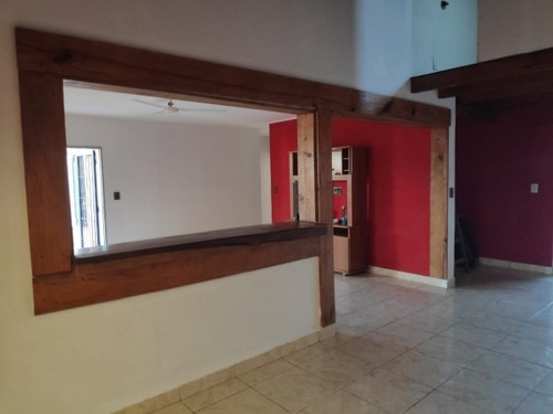 Imagen 4 de 15 de Casa En Venta 2 Dorm B° Giovinazo