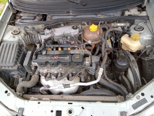Chevrolet Corsa Classic 2006 1.0 Life Flex Power 4p