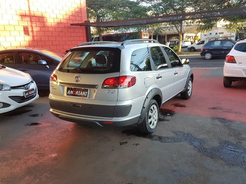 Fiat Palio Weekend Trekking 1.6 Prata 2013