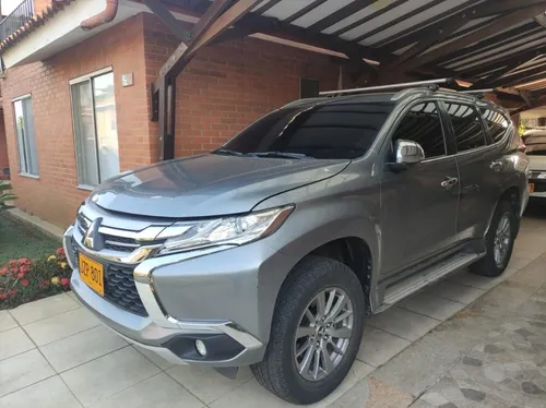 Montero Mitsubishi Sport 3.0 Gasolina 4x2 Modelo 2020 Único