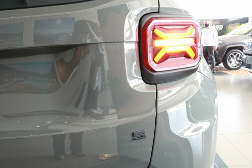 Imagem 9 de 15 de Jeep Renegade Serie T270 4x4 Teto