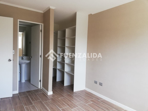 Departamento En Arriendo De 2d2b En Parque Pucalan