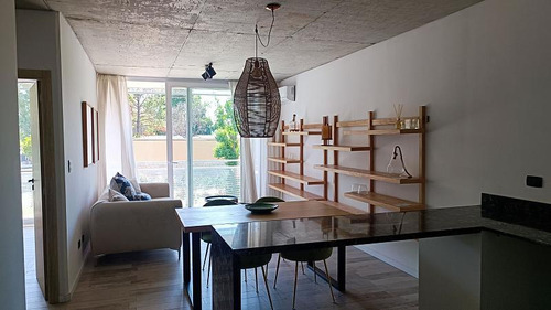 Departamento De Tres Ambientes En San Gerónimo