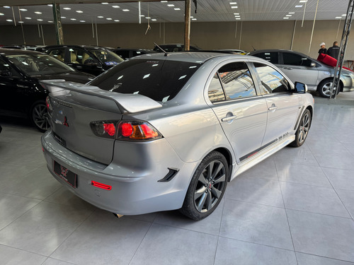 Mitsubishi Lancer 2.0 Cvt 4p
