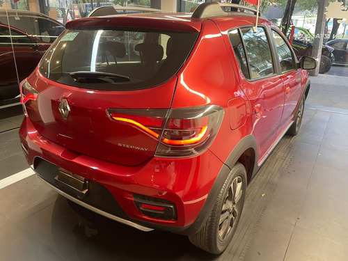 Renault Stepway 1.6 Intense At