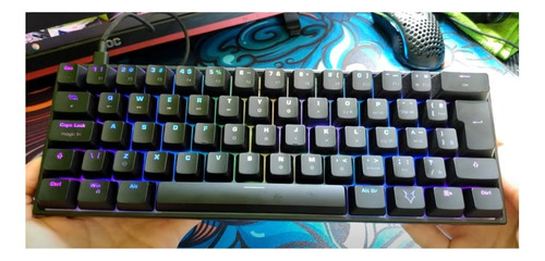 Tec Mecânico Husky Gaming Blizzard, 60%, Switch Red Preto