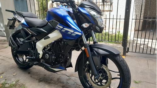 Bajaj Ns200