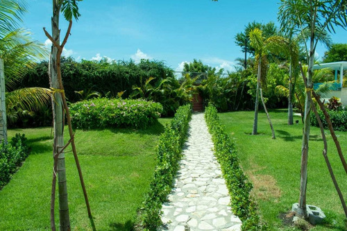 Imagen 5 de 10 de Alquileres De Villas Aventour Rd - Nizao