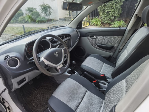 Imagen 10 de 14 de Suzuki Alto Gl