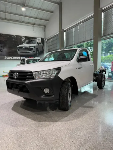 Toyota Hilux CARGO MAX 2.4 DIESEL
