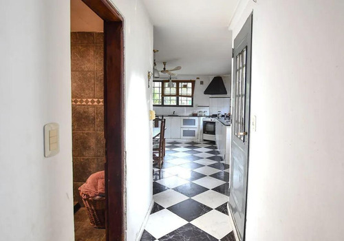 Imagen 29 de 30 de Casa Venta 5 Dormitorios 2 Baños Y Parrilla-lote 10 X 50 - Manuel B Gonnet