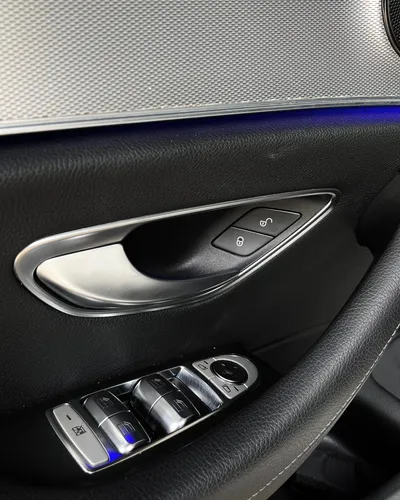 Mercedes-benz E200 2017