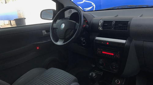 Volkswagen Suran 1.6 Highline - Tute Cars Fernando