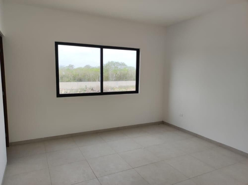Casa En Venta En Privada Tamora En Conkal
