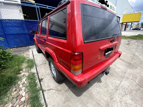 Imagen 6 de 7 de Cherokee Sport 2001