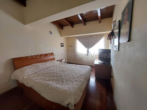 Imagen 11 de 12 de Casa En Alquiler Urb. El Marques # 22-24088