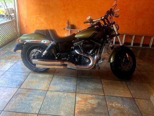Imagen 1 de 8 de Harley Davidson 2016