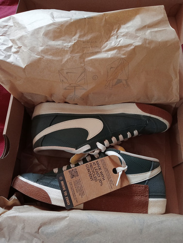 Nike Blazer Retro Mid (Usado)