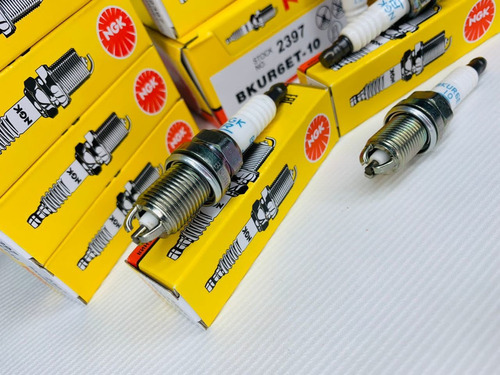 Imagen 6 de 6 de Bujia Triple Electrodo De Optra / Cruze / Peugeot