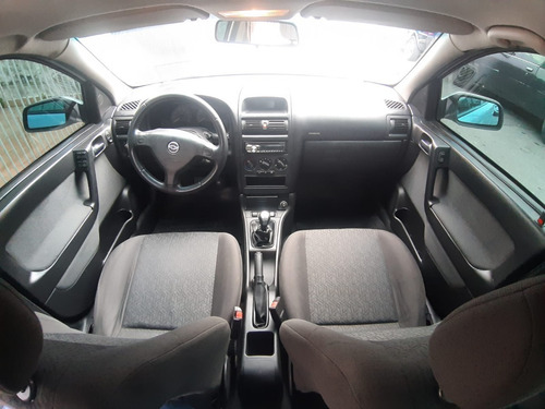 Imagem 12 de 15 de Astra Sedan Adv * 2009 * Completo * Prata