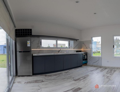 Casa En Alquiler O Venta. A Estrenar. Barrio Horizontes Al Sur. Canning.