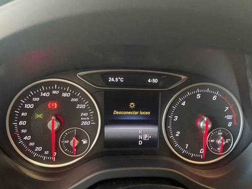 Imagen 9 de 14 de Mercedes-benz Clase Gla 2019 5p Gla 200 L4/1.6 Aut.