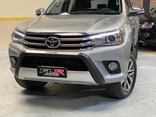 Toyota Hilux 2.8 Cd Srx 177cv 4x4 At 2017