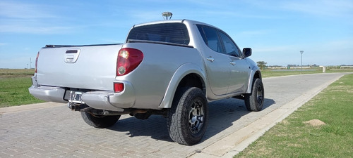 Imagen 6 de 9 de Mitsubishi L200 Triton
