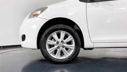 Imagen 9 de 15 de 108633 - Toyota Yaris 2015 Con Garantía