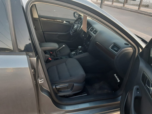 Imagen 10 de 16 de Vw Vento (1.4)tsi Dsg Confortline 2017