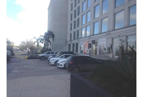 Imagen 9 de 30 de Local En Condominios Con Explanada A La Bahia***************